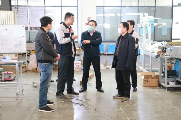 市紀(jì)委監(jiān)委第三派駐組督導(dǎo)調(diào)研泓源公司黨風(fēng)廉政建設(shè)及復(fù)工復(fù)產(chǎn)情況(圖2) 市紀(jì)委監(jiān)委第三派駐組督導(dǎo)調(diào)研泓源公司黨風(fēng)廉政建設(shè)及復(fù)工復(fù)產(chǎn)情況(圖2)